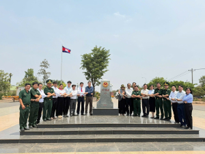 Uỷ ban MTTQ Việt Nam phường Trấn Biên ký kết chương trình phối hợp hoạt động với Đồn Biên phòng Cửa khẩu Quốc tế Hoà Lư và Xã Lộc Thạnh