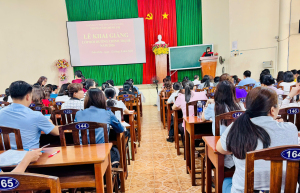 Khai giảng lớp bồi dưỡng lý luận chính trị hè cho đội ngũ giảng viên, giáo viên – Đợt 2 năm 2026