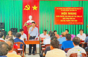Tuyên truyền, vận động các hộ dân thực hiện giải tỏa lồng, bè trên sông Đồng Nai
