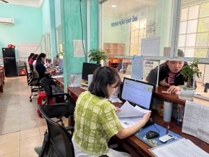 Ảnh tiếp nhận hồ sơ công dân