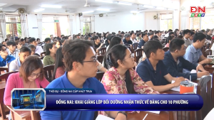 Khai giảng lớp bồi dưỡng nhận thức về Đảng cho 10 phường