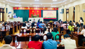 UBND xã Trảng Bom tổ chức Hội nghị công tác chuẩn bị năm học mới 2025–2026