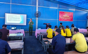 Tuyên truyền phòng chống tội phạm và các hành vi vi phạm pháp luật cho  công nhân