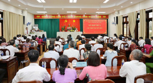 Hội đồng nhân dân xã Trảng Bom tổ chức Kỳ họp thứ tư (kỳ họp chuyên đề)