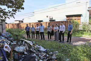 Ban Kinh tế - Ngân sách HĐND xã Trảng Bom khảo sát thực địa về công tác quản lý vệ sinh môi trường, thu gom rác thải