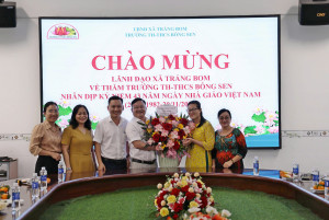 ĐỒNG CHÍ BÍ THƯ ĐẢNG ỦY XÃ TRẢNG BOM THĂM, CHÚC MỪNG NGÀY NHÀ GIÁO VIỆT NAM