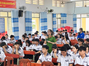 Tuyên truyền Hưởng ứng ngày pháp luật Việt Nam