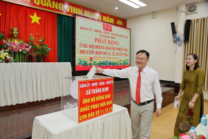 Xã Trảng Bom phát động ủng hộ đồng bào bị thiệt hại do cơn bão số 11,12,13