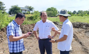 Phát hiện điểm tập kết đá, có dấu hiệu khai thác trái phép