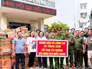 Công an xã Trảng Bom vận động quyên góp hỗ trợ đồng bào miền Trung và tỉnh Đắk Lắk bị ảnh hưởng thiên tai