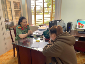 CÔNG AN XÃ TRẢNG BOM GỌI HỎI, RĂN ĐE 01 TRƯỜNG HỢP ĐĂNG TIN SAI SỰ THẬT VỀ ĐÓNG BẢO HIỂM XÃ HỘI