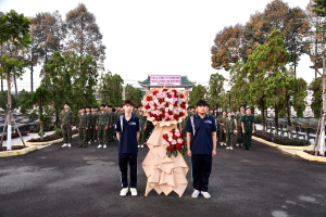 TRI ÂN CÁC ANH HÙNG LIỆT SĨ – TIẾP NỐI TRUYỀN THỐNG VẺ VANG - NHÂN KỶ NIỆM 81 NĂM NGÀY THÀNH LẬP QUÂN ĐỘI NHÂN DÂN VIỆT NAM