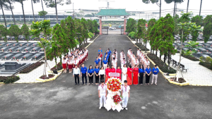 ĐỘI VIÊN ƯU TÚ CÁC TRƯỜNG THCS TRÊN ĐỊA BÀN XÃ TRẢNG BOM DÂNG HƯƠNG, TRI ÂN CÁC ANH HÙNG LIỆT SĨ NHÂN KỶ NIỆM 22/12