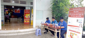 TUỔI TRẺ TRẢNG BOM ĐỒNG HÀNH CÙNG NGƯỜI DÂN TRONG CHUYỂN ĐỔI SỐ