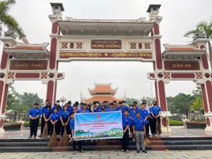 ĐOÀN THANH NIÊN XÃ TRẢNG BOM RA QUÂN NGÀY CHỦ NHẬT XANH – LAN TỎA KHÍ THẾ CHÀO MỪNG ĐẠI HỘI ĐẠI BIỂU TOÀN QUỐC LẦN THỨ XIV CỦA ĐẢNG