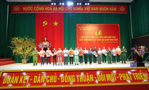 Xã Trảng Bom – Trao quyết định gọi công dân nhập ngũ và thực hiện nghĩa vụ tham gia công an nhân dân năm 2026