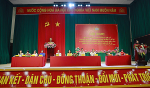 Hội nghị tiếp xúc cử tri với những người ứng cử đại biểu Quốc hội khóa XVI thuộc đơn vị bầu cử số 2 và người ứng cử đại biểu Hội đồng nhân dân tỉnh, đơn vị bầu cử số 10