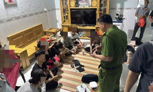 Bắt 09 đối tượng tổ chức sử dụng trái phép chất ma túy tại...