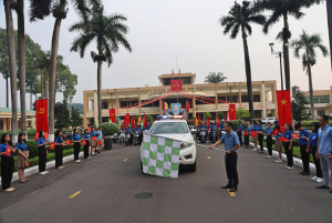 Xã Trảng Bom - Ra quân diễu hành tuyên truyền bầu cử đại biểu Quốc hội khóa XVI và đại biểu HĐND các cấp nhiệm kỳ 2026-2031