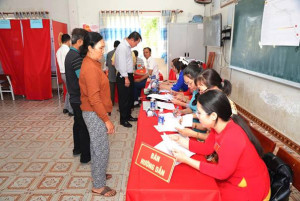 Trảng Bom: Đến 14h30 ngày 15-3, hơn 43 ngàn cử tri đã tham...