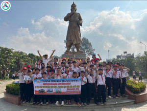 Liên đội trường Tiểu học Trưng Vương tổ chức chương trình...