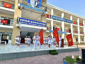 Lien doi to chuc chao co dau tuan