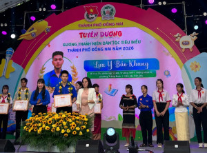 Gương thanh niên dân tộc tiêu biểu Thành phố Đồng Nai năm 2026:       Lưu Y Bảo Khang-Bí thư Chi đoàn lớp 11A9, trường THPT Thống Nhất A.