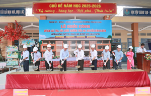 Khoi cong truong NBK