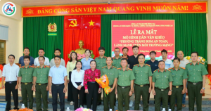 Ra mat mo hinh Dan van kheo