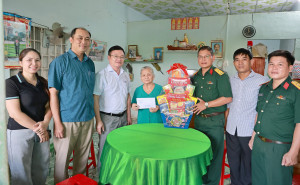 Tang qua gia dinh Chinh sach 2026