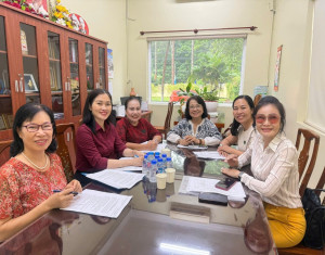 CHI HỘI NỮ TRÍ THỨC PHƯỜNG TRẢNG BOM TIẾP ĐOÀN KIỂM TRA HỘI NỮ TRÍ THỨC THÀNH PHỐ ĐỒNG NAI