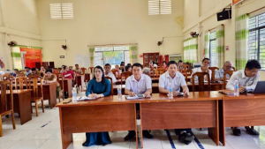 CÁC ĐỒNG CHÍ ỦY VIÊN BAN THƯỜNG VỤ ĐẢNG ỦY, ỦY VIÊN BAN CHẤP...