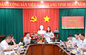 Ủy ban MTTQ Việt Nam phường Trảng Bom giám sát công tác chuyển đổi số và ứng dụng khoa học, công nghệ trong giải quyết thủ tục hành chính
