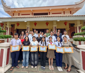 HỘI ĐỒNG HƯƠNG PHÚ THỌ TẠI TRẢNG BOM DÂNG HƯƠNG, BÁO CÔNG VÀ TUYÊN DƯƠNG HỌC SINH GIỎI