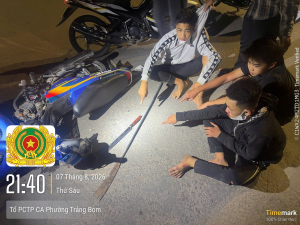 Ngăn chặn kịp thời 02 nhóm thanh thiếu niên mâu thuẫn qua mạng xã hội mang theo dao tự chế, kiếm để đánh nhau gây rối trật tự công cộng