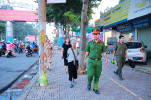 PHƯỜNG TRẢNG BOM TĂNG CƯỜNG RÀ SOÁT, HỖ TRỢ NGƯỜI LANG...