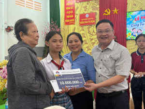 Trường THCS Lý Tự Trọng tổ chức lễ trao học bổng chương trình “Cùng Tín Nghĩa vươn tới tương lai” lần thứ 5, năm 2026.