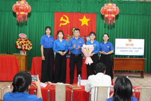 07/07 Chi đoàn khu phố hoàn thành tổ chức Đại hội Chi đoàn,...