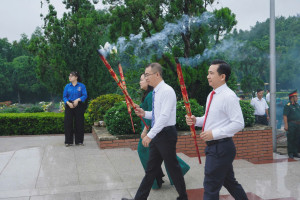 Phường Trảng Dài: Đồng lòng hướng về cội nguồn – Dâng hương tưởng niệm các Anh hùng liệt sĩ