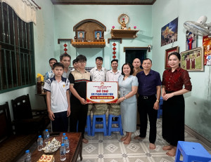 Tiếp sức để em Phạm Đình Tiến tiếp tục đến trường