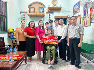 Trảng Dài tiếp tục hỗ trợ em Phạm Đình Tiến nhân Ngày truyền...
