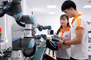 Chính sách tín dụng ưu đãi dành cho học sinh, sinh viên, học viên cao học và nghiên cứu sinh ngành khoa học, công nghệ, kỹ thuật và toán (STEM)