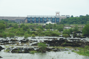 Thủy điện Trị An xả lũ qua tràn, người dân hạ du cần chủ động phòng ngừa