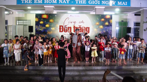 Đêm hội trăng rằm tại trường tiểu học Hiếu Liêm