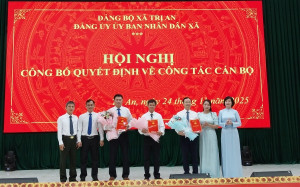 Xã Trị An tổ chức Hội nghị công bố quyết định về công tác cán bộ