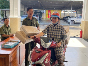 Lan tỏa nghĩa tình hướng về đồng bào vùng lũ