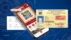 Công an xã Trị An nỗ lực làm sạch dữ liệu đăng ký phương tiện và giấy phép lái xe