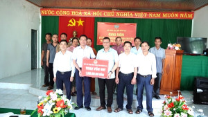 Giao vốn Quỹ Hỗ trợ nông dân thực hiện phương án “Chế biến cá cơm hồ Trị An”