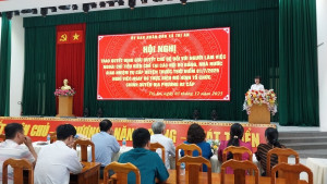 Hội nghị trao Quyết định giải quyết chế độ đối với người làm việc ngoài chỉ tiêu biên chế tại các hội do Đảng, Nhà nước giao nhiệm vụ cấp huyện trước thời điểm 01/7/2025 nghỉ việc ngay do thực hiện mô hình tổ chức chính quyền địa phương 2 cấp