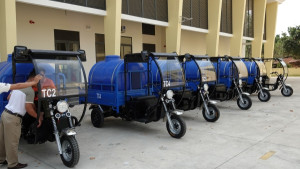 Bàn giao phương tiện chuyên dụng phục vụ công tác nông nghiệp và môi trường tại xã Trị An